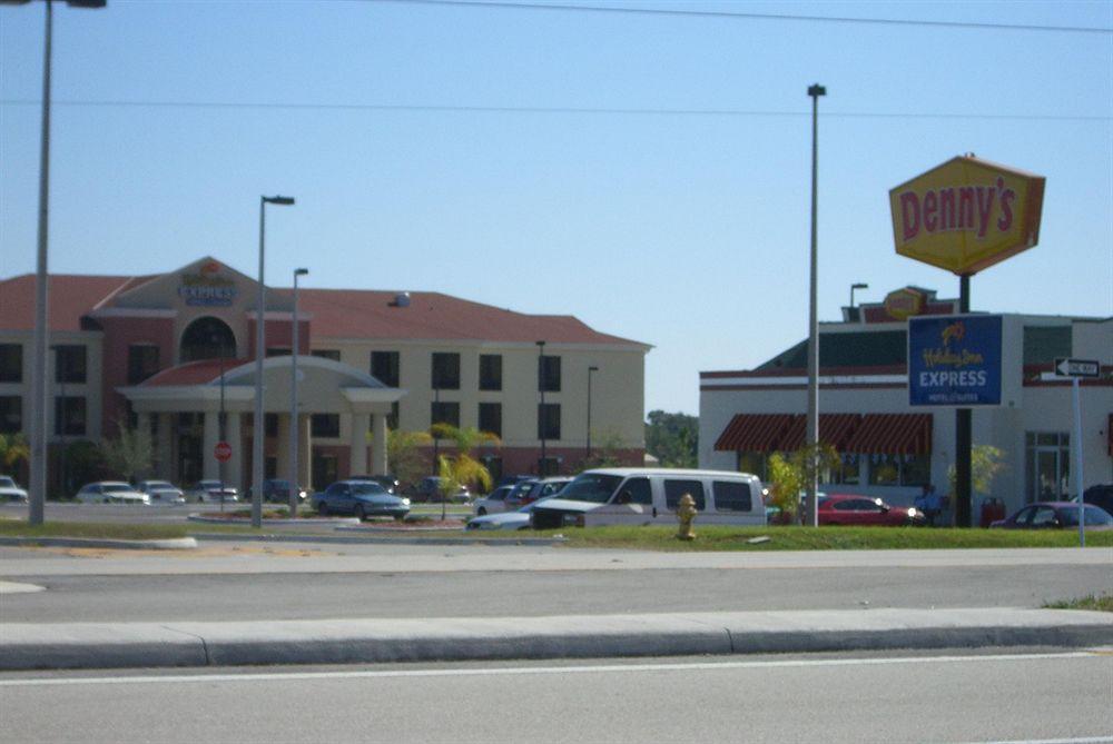 Holiday Inn Express & Suites Sebring By Ihg Bagian luar foto