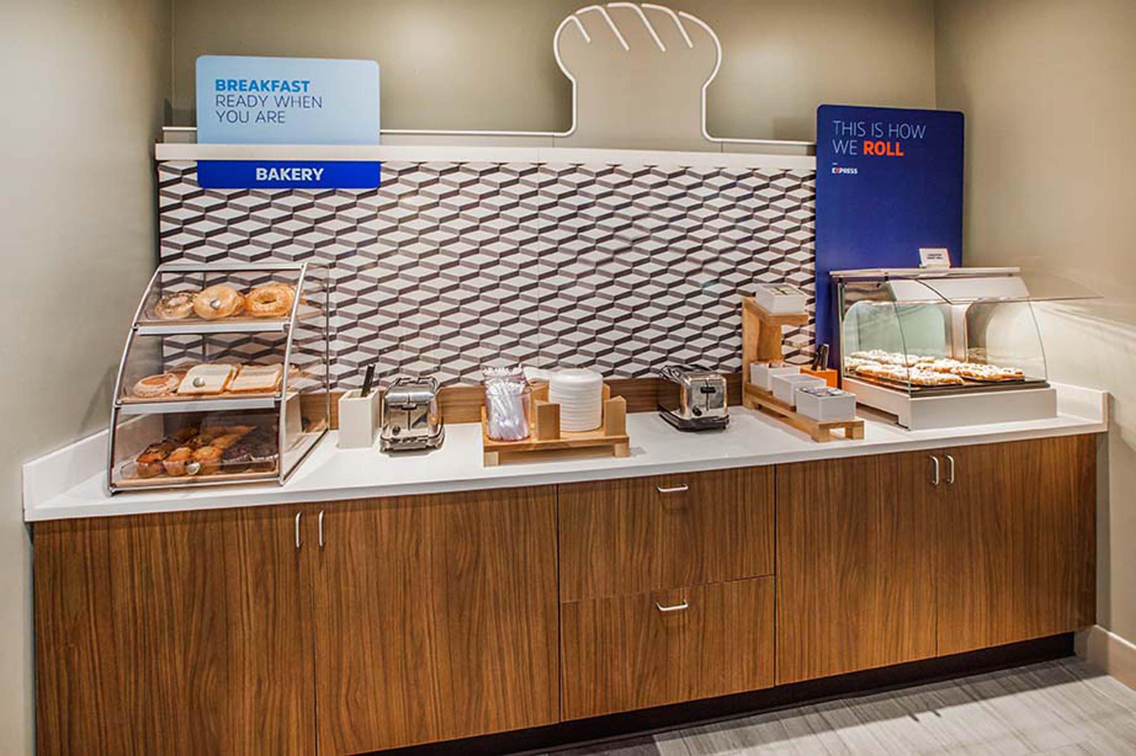 Holiday Inn Express & Suites Sebring By Ihg Bagian luar foto