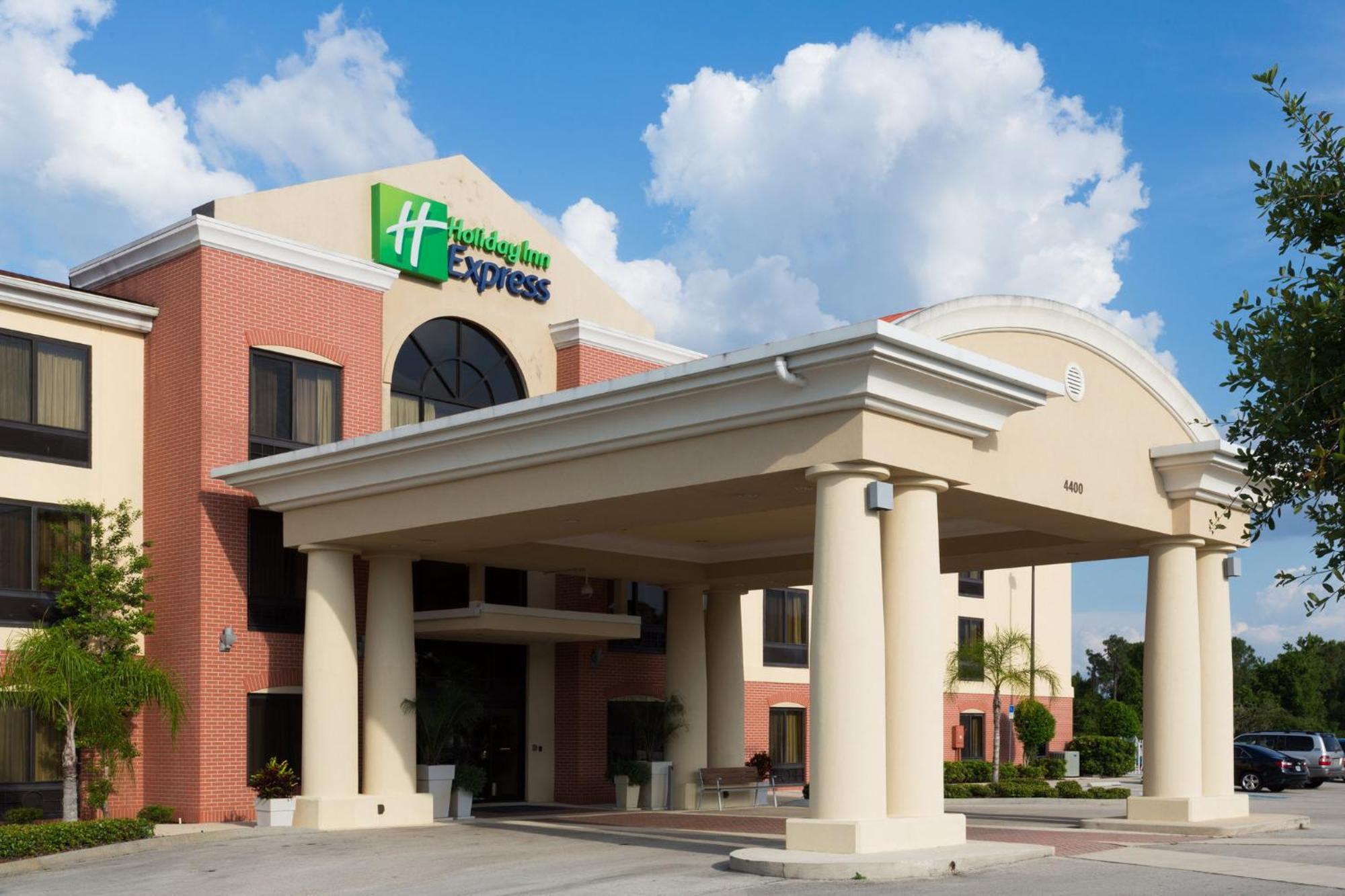 Holiday Inn Express & Suites Sebring By Ihg Bagian luar foto