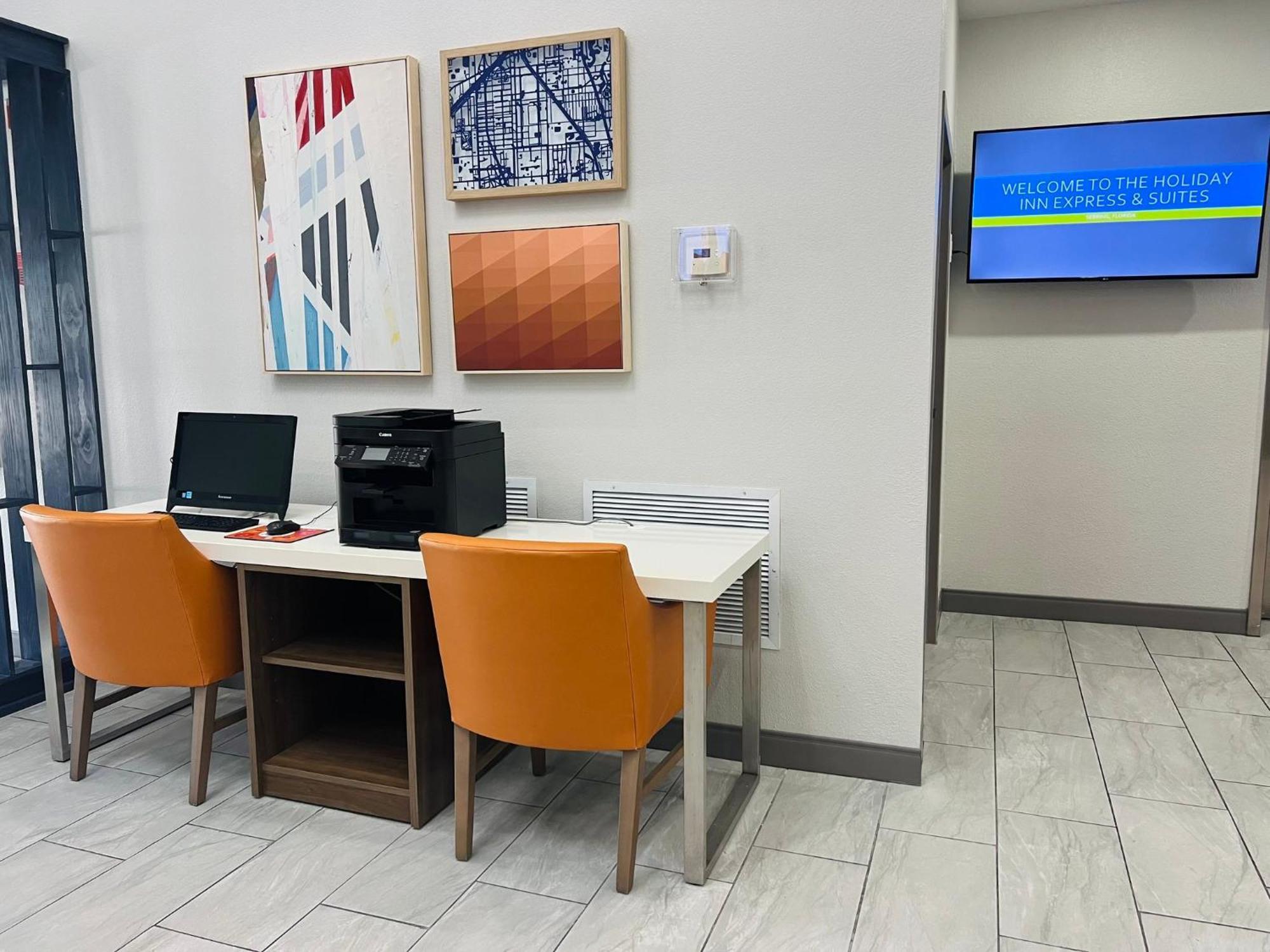 Holiday Inn Express & Suites Sebring By Ihg Bagian luar foto