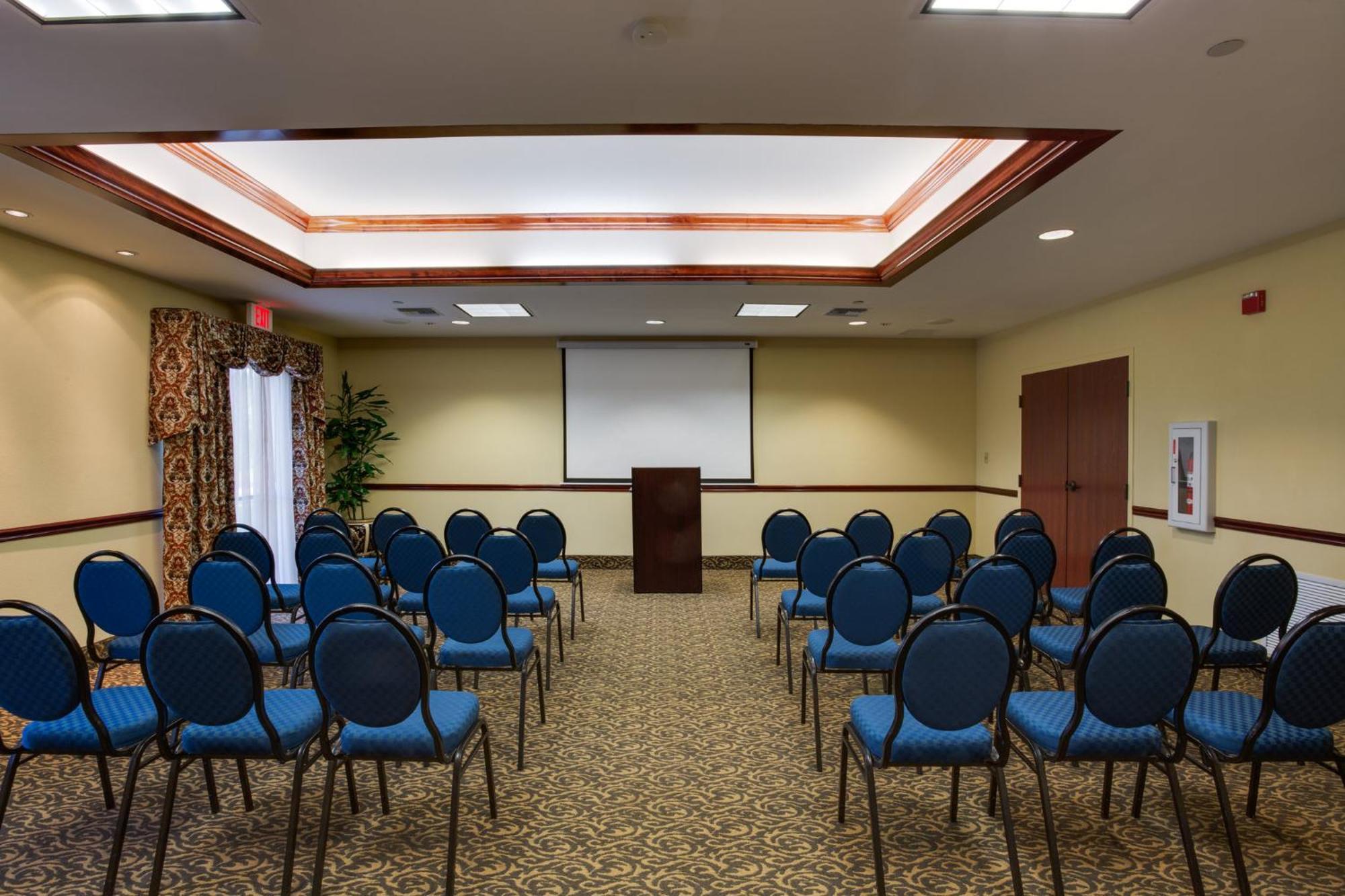 Holiday Inn Express & Suites Sebring By Ihg Bagian luar foto