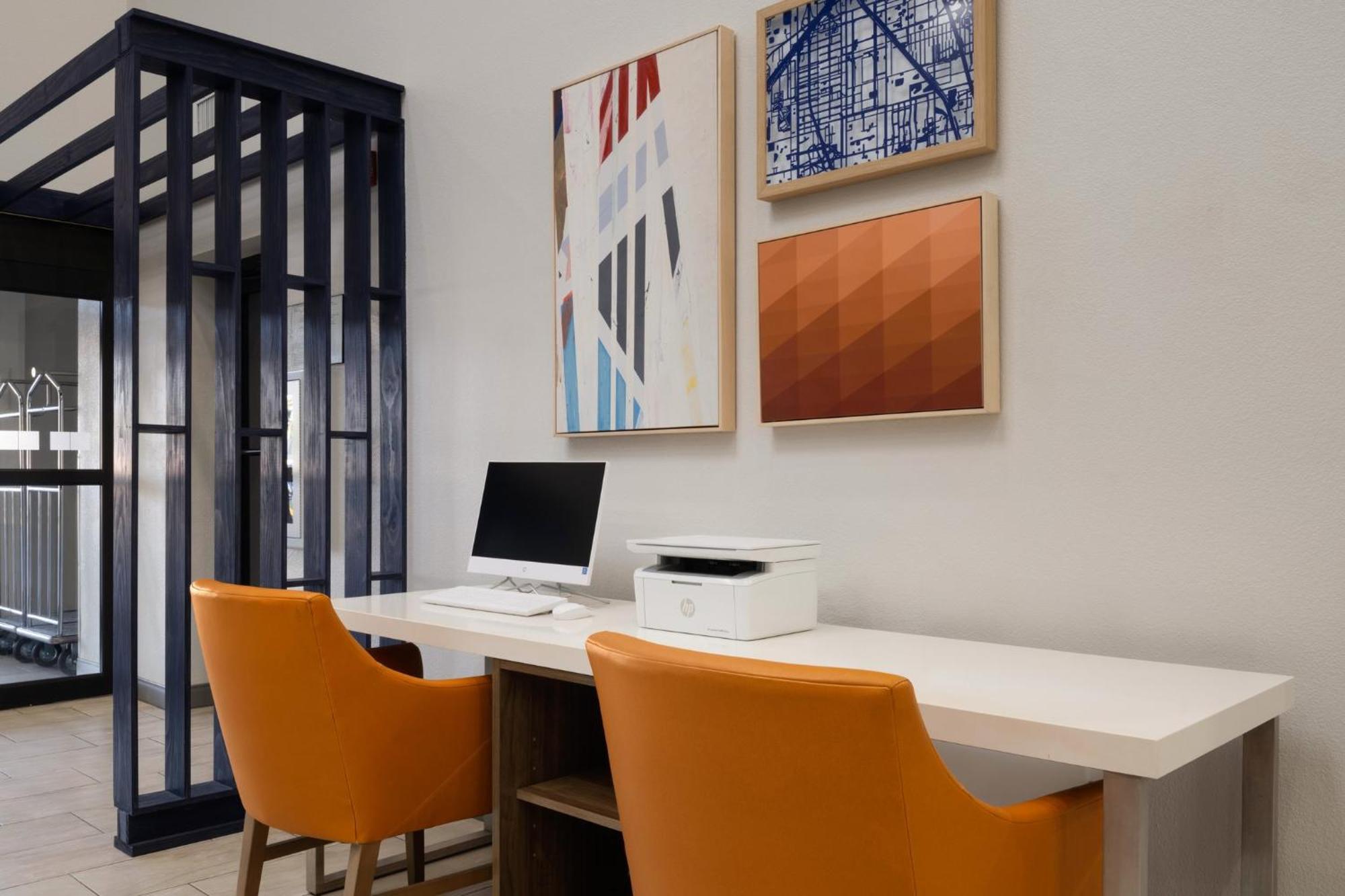 Holiday Inn Express & Suites Sebring By Ihg Bagian luar foto