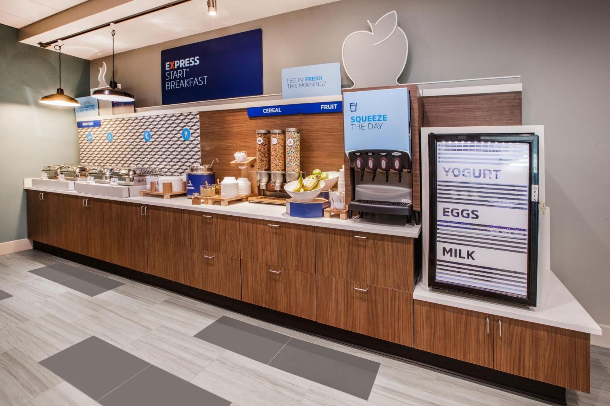 Holiday Inn Express & Suites Sebring By Ihg Bagian luar foto